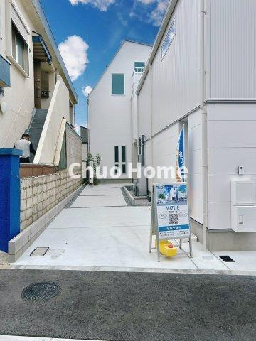 江戸川区南篠崎町1丁目新築分譲住宅の駐車場|カースペース