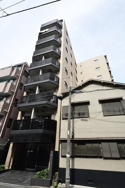 リアナスティル森下の外観