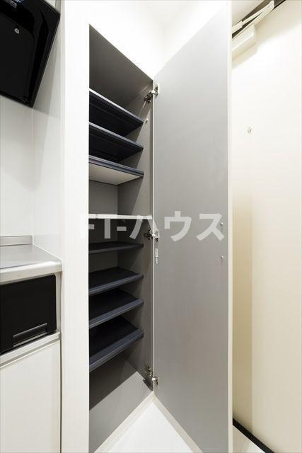 Groβer　Baum（グロッサバウム）の収納