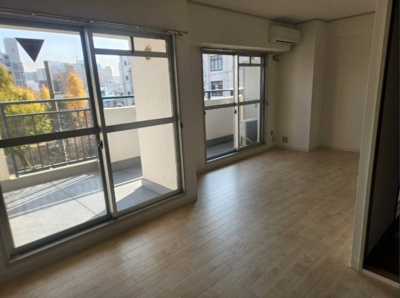 【居間・リビング】 | メゾンエルミタージュ