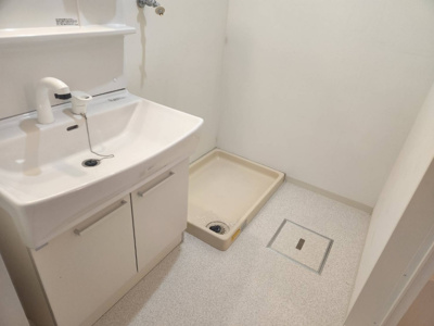 【洗面所】 | メゾンエルミタージュ