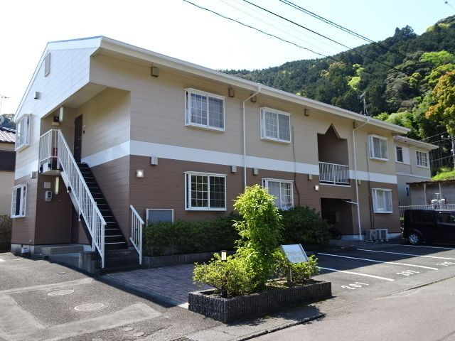 ファミールパピヨンの外観