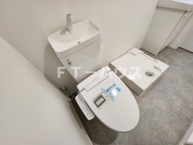 （ＰＥＴ可）Ｓｏａｒｅ　Ｆｕｎａｂａｓｈｉ（ソアレ船橋）のトイレ