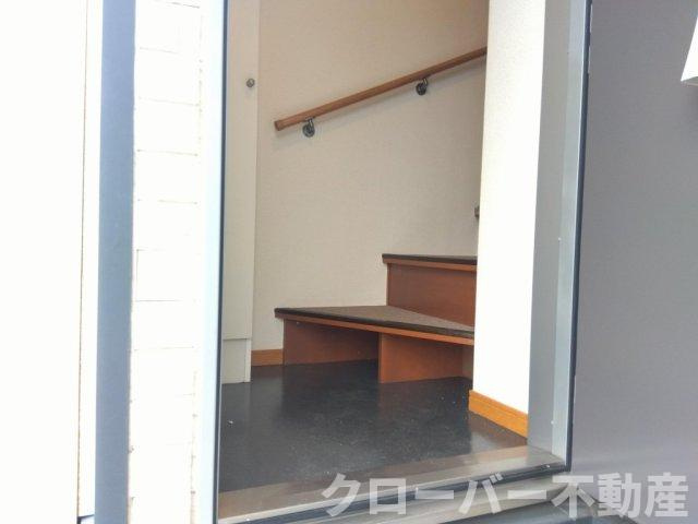 レオパレスメルピーチＳＵＺＵの玄関