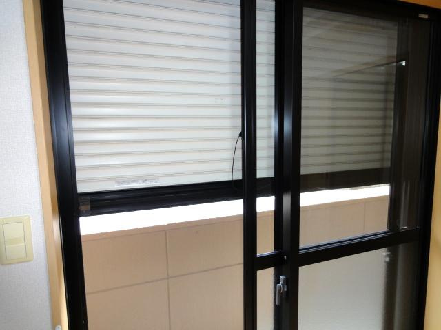 【設備】 | ロイヤルコート | シャッター雨戸
