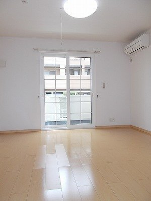 辻ヶ花　弐番館の洋室