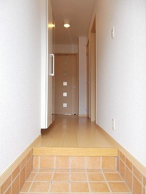 辻ヶ花　弐番館の玄関