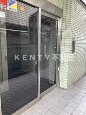 【エントランス】 | Ｍａｉｓｏｎ　ｄｅ　Ｈａｎｅｄａ | 落ち着いたエントランスです