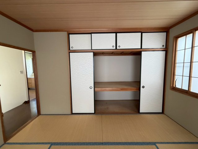 東郷町白鳥3丁目貸家の和室