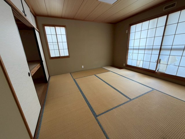 東郷町白鳥3丁目貸家の和室