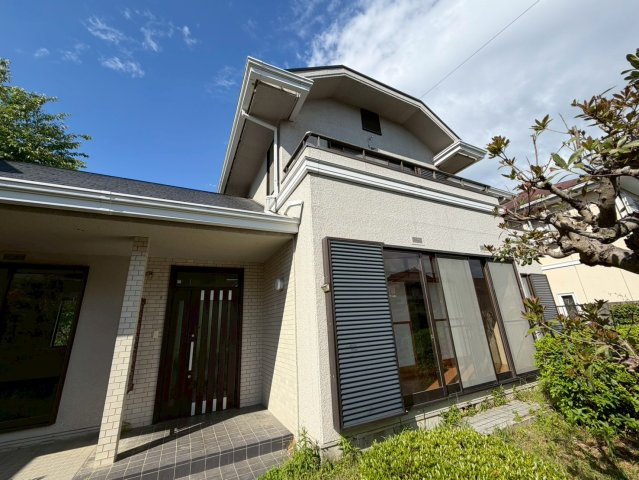 東郷町白鳥3丁目貸家のエントランス
