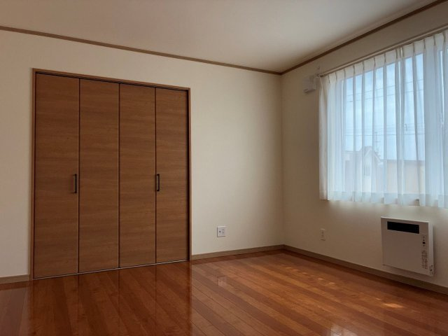 【寝室】の画像