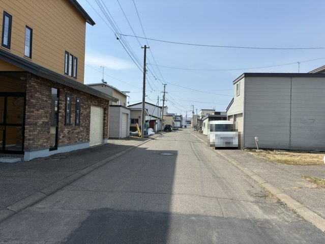 【前面道路含む現地写真】の画像