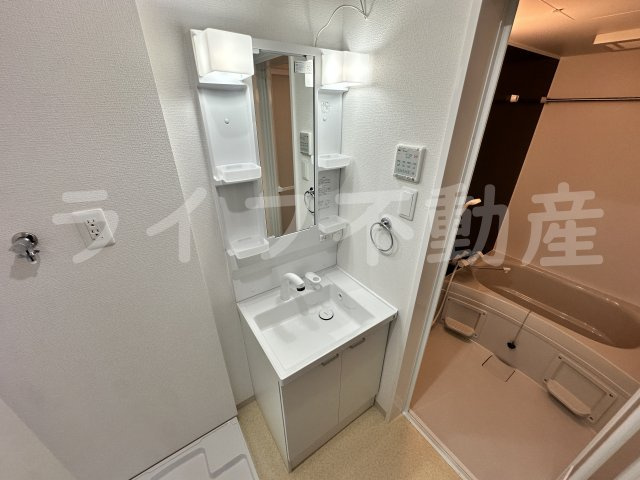 Torrie友井の独立洗面台