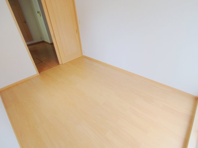 アルドール・Sの洋室