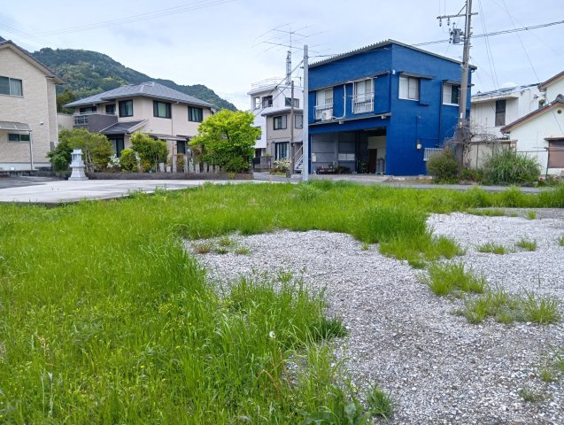 売土地　富士市中之郷の外観|幹線道路から1本入った所にあるので静かな環境です。