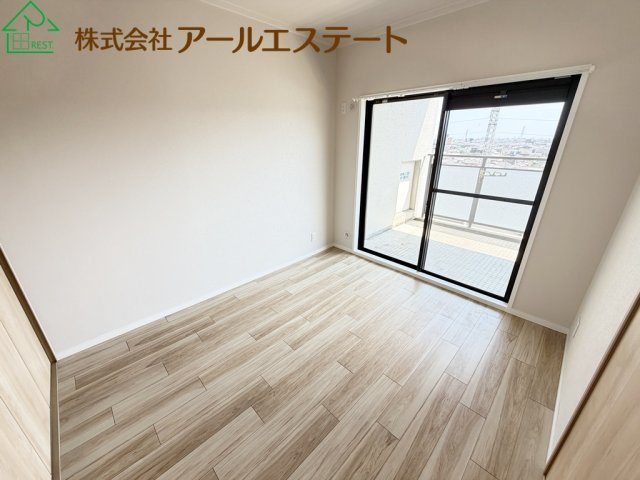 ベルハイツ白鷺Ⅱ　　JR「播磨高岡駅」徒歩16分の寝室