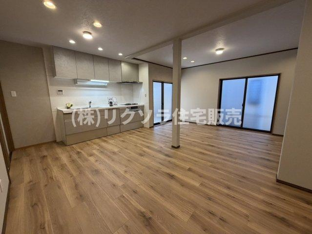 香里西之町　中古一戸建てのダイニング|LDK20.0帖
■物件内覧・資金計画相談・住宅ローン相談、リフォーム相談、お問合せ受付中■
※当日・翌日のご内覧、ご相談はお電話でのお問合せがスムーズです！