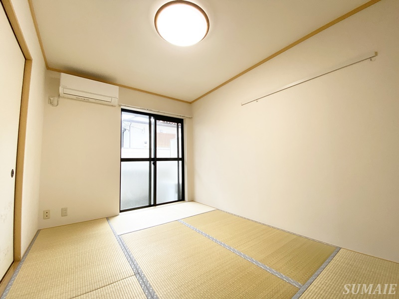 ビラ・クレールの和室|6帖の和室です☆