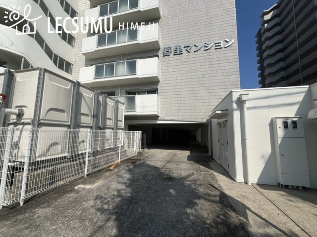 野里マンションの駐輪場