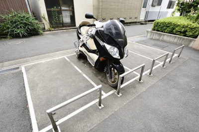 【駐車場】 | リアナスティル森下