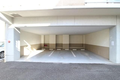 【駐車場】 | ガーデン杉並方南
