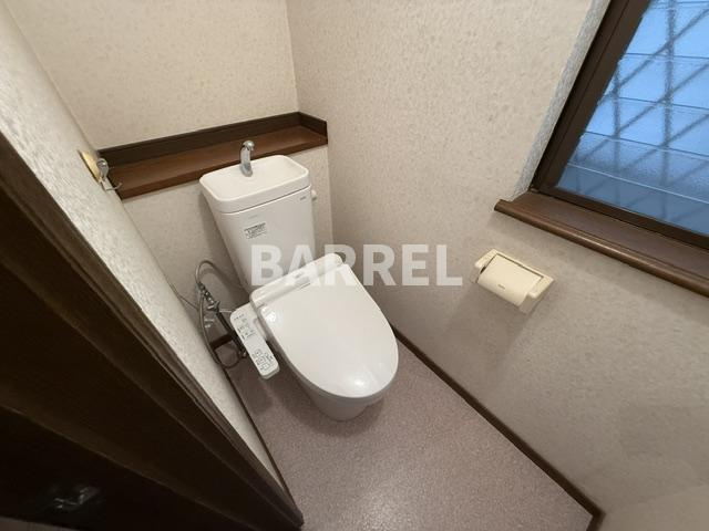 瀬川2丁目戸建のトイレ