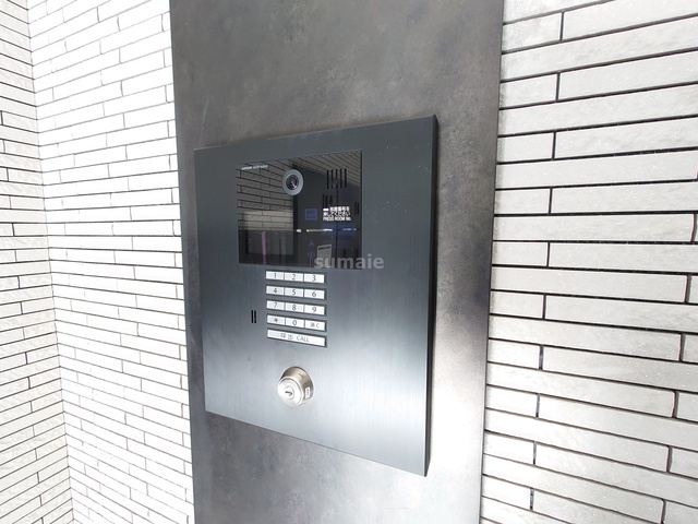 ロイヤルパーク高鼻のセキュリティ|オートロック完備です☆