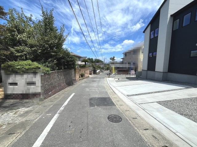 【その他】 | 福岡市南区老司5丁目5期Y　1号棟（全2棟）【仲介手数料無料・0円】 | 現地写真。前面道路です。