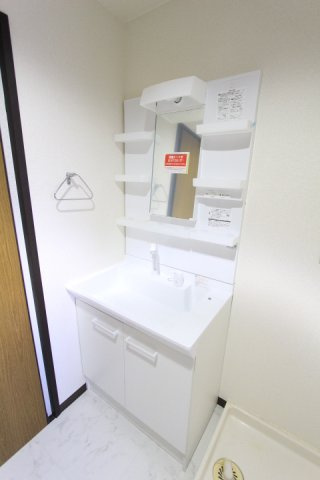 サニーコート白山の洗面所