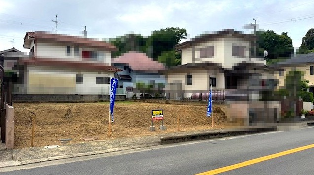 【外観】 | ライフフィールド清見台2丁目 | 第一種低層住居専用地域内！周囲に高い建物がないため、空が広く緑も多い閑静な趣を感じる環境です。
