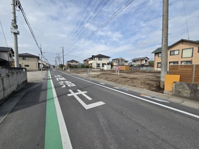 売地　高崎市足門町　1号地の前面道路含む現地写真