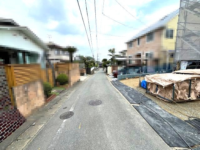 【その他】 | 福岡市南区老司5丁目5期Y　2号棟（全2棟）【仲介手数料無料・0円】 | 現地写真。前面道路です。