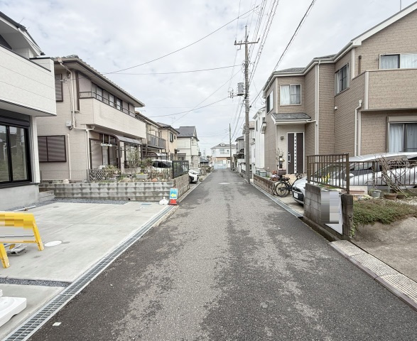 【前面道路含む現地写真】 | 八千代台北20期　新築戸建て | 前面道路写真