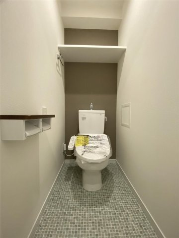 菊池郡菊陽町大字津久礼の賃貸マンションのトイレ