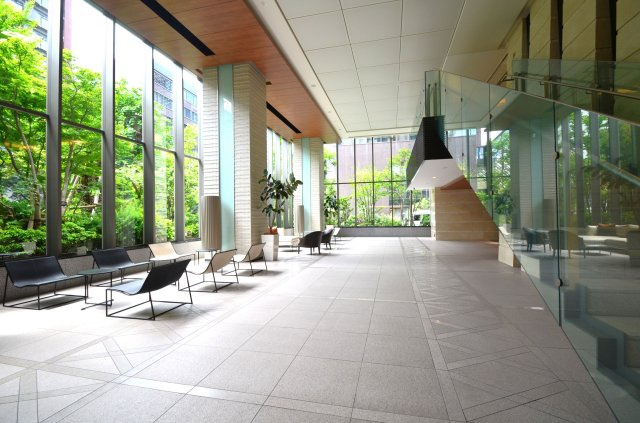 プレミスト天神赤坂タワー　舞鶴小学校区のロビー|プレミスト天神赤坂タワー、
