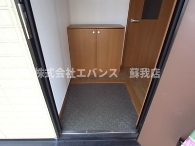 【玄関】 | サンシャインB | 明るい玄関です