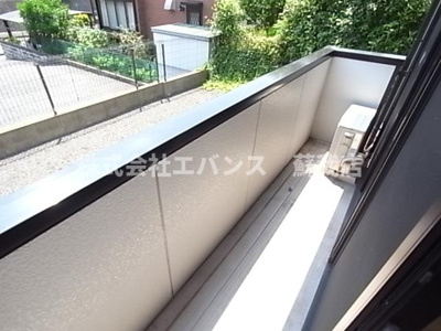 【バルコニー】 | サンシャインB | 開放的で明るい空間を演出してくれるバルコニーです