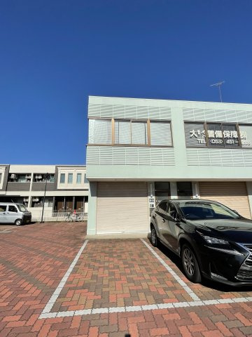 ビジネスパーク西浅田の駐車場