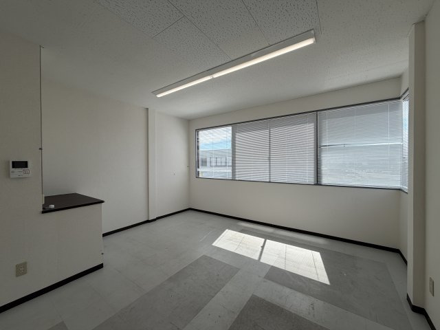 ビジネスパーク西浅田の内装