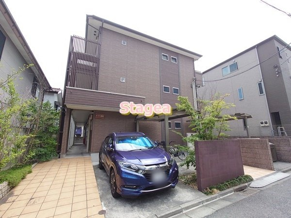 オークス　浦和北の駐車場