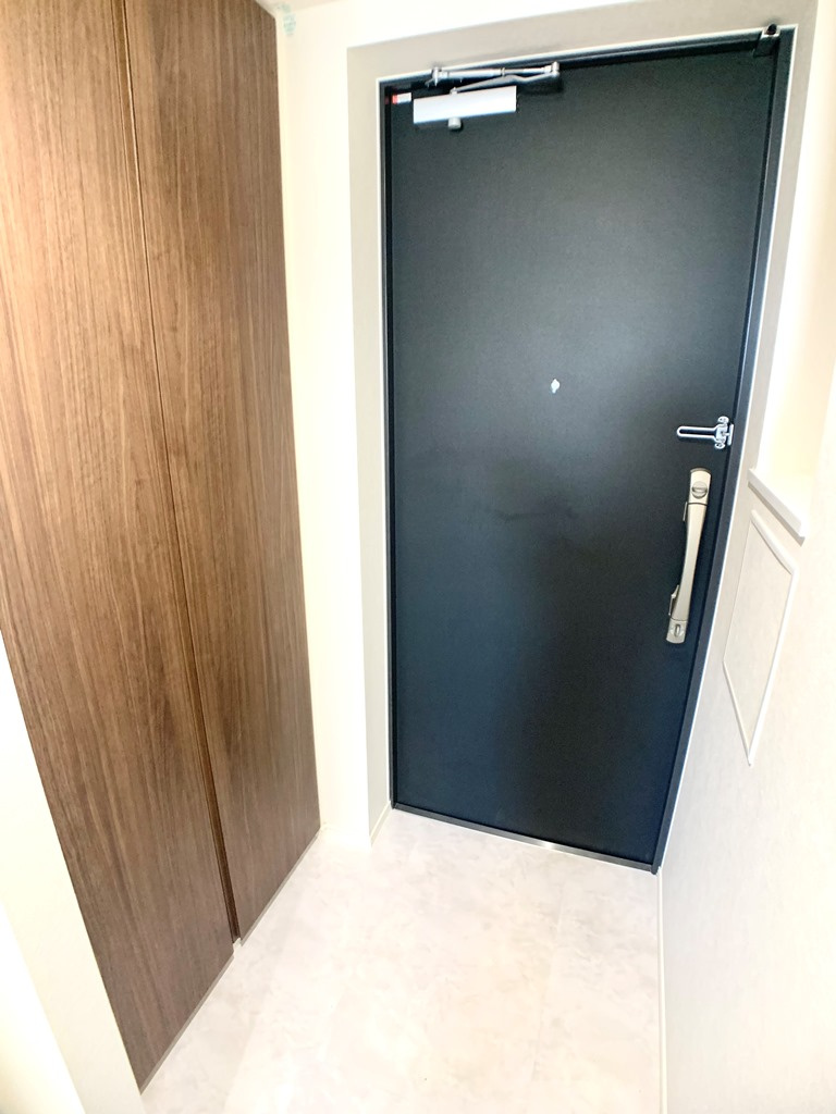 La　Douceur赤塚の玄関