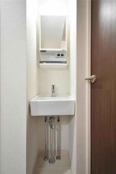 グランクオール戸田新曽の独立洗面台