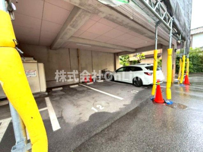 【駐車場】 | ブランシェ高安