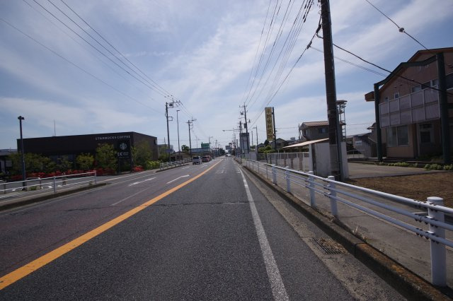 那須塩原市三島１丁目　土地の前面道路含む現地写真