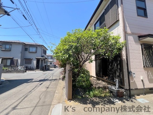 ◎茅ヶ崎市中島　中古戸建の前面道路含む現地写真|閑静な住宅地に位置してます♪前面道路の様子です◇