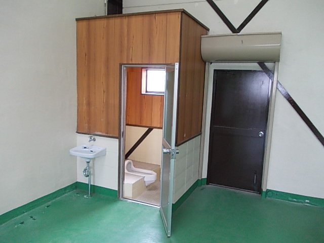 安中町９丁目工場（Ｍ．Ｋ）の内装