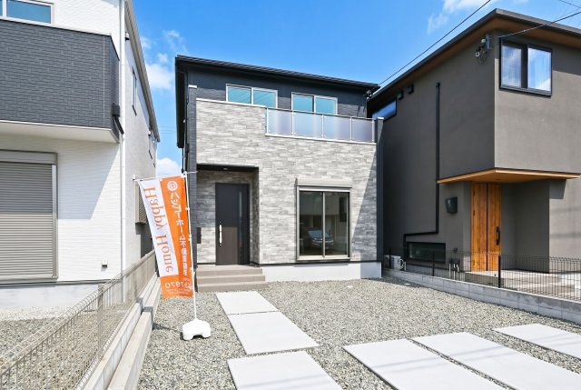 テラシエ食満3丁目新築一戸建て│4LDK+駐車並列2台可