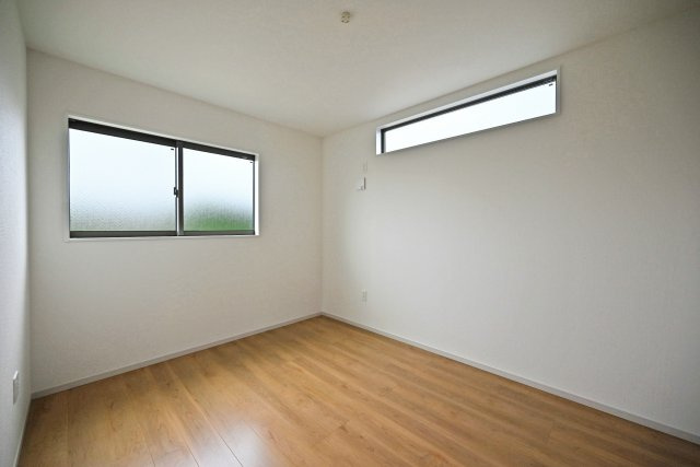 テラシエ食満3丁目新築一戸建て│4LDK+駐車並列2台可の洋室|-洋室6帖(2F)-