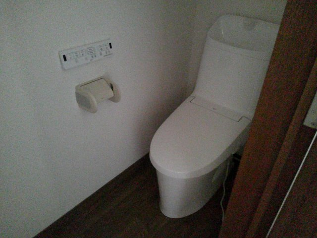 ヴェルデュール西町のトイレ